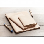 Recycelter Notizblock mit Kartoncover A6 glatten Seiten farbe beige Stimmungsbild