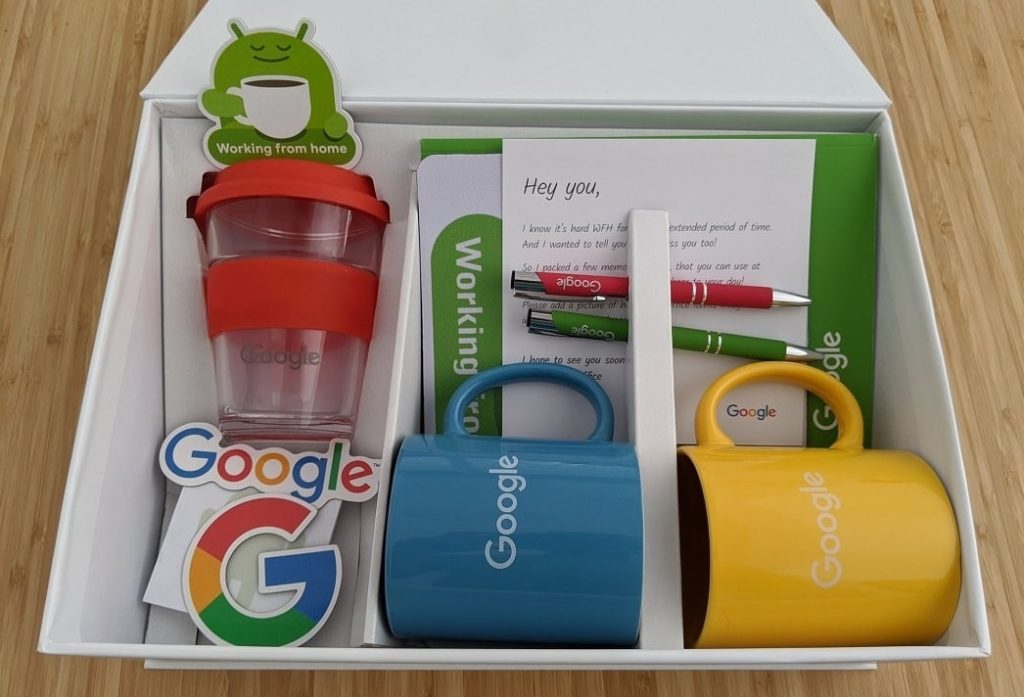 Ein Welcome Package der Firma Google