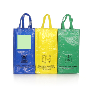 Im Angesicht Eine blaue Tasche