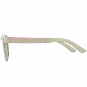 1 cm vom linken Scharnier