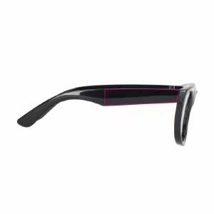 1 cm vom rechten Scharnier