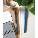 Nachhaltiger Kugelschreiber aus Weizenstroh-Mix mit blauer Tinte Stimmungsbild Hauptansicht