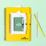 Notizbuch mit Soft-Touch-Cover aus recyceltem Karton mit Kuli, A4