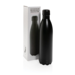 Große Flasche aus Stahl mit Thermofunktion, 750 ml farbe schwarz Ansicht mit Box