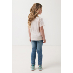 Kinder-T-Shirt aus recycelter Baumwolle in Casual Fit, 160 g/m², Iqoniq farbe hellrosa vierte Ansicht mit Modell