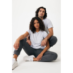 Sport-Shirt aus recycelter Polyester Casual Fit, Iqoniq, 150 g/m² farbe hellgrau Ansicht mit Modell