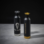 Doppelwandige Flasche aus recyceltem Edelstahl mit Ruder-Verschluss, 750 ml
