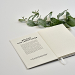 A5-Notizbuch mit Hardcover aus recycelten Milchkartons und gepunkteten Seiten farbe weiß Ansicht der Umgebung
