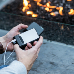 Powerbank aus recyceltem Kunststoff mit Schnellladefunktion, 6.000 mAh farbe schwarz zweite Ansicht der Umgebung
