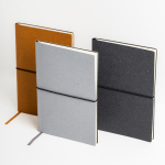 Notizbuch aus recyceltem Leder mit gepunkteten Blättern mit Band, A5