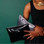 Gepolsterter Kulturbeutel aus Metallic-Polyester, 150 g/m² farbe schwarz dritte Ansicht