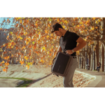 Diebstahlsicherer Rucksack aus RPET, wandelbar in 16” Laptop-Tasche farbe grau Lifestyle-Bild