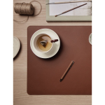 Kugelschreiber aus recyceltem Alu mit Drehmechanismus, blaue Tinte farbe braun Lifestyle-Bild