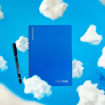Unendliches Blanko-Notizbuch mit flexiblem Einband und Stift, A5 farbe köngisblau Stimmungsbild