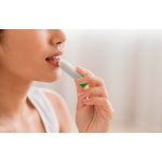 Veganer Lippenbalsam mit Vanillegeschmack in Hülse Stimmungsbild