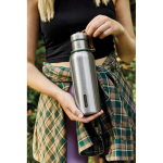Thermoflasche aus Edelstahl mit Griff der Marke Black+Blum, 500 ml farbe olivgrün Lifestyle-Bild