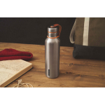 Thermoflasche aus Edelstahl mit Griff von Black+Blum, 500 ml Lifestyle-Bild 4