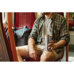 Tropfsicherer Thermobecher To Go von Black+Blum, 600 ml Lifestyle-Bild