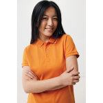 Damen-Piqué-Poloshirt aus recycelter Baumwolle, 220 g/m², Iqoniq farbe orange fünfte Ansicht mit Modell