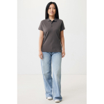 Damen-Piqué-Poloshirt aus recycelter Baumwolle, 220 g/m², Iqoniq farbe mattsilber zweite Ansicht mit Modell
