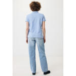 Damen-Piqué-Poloshirt aus recycelter Baumwolle, 220 g/m², Iqoniq farbe cyan-blau dritte Ansicht mit Modell