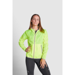 Windjacke mit Kapuze und faltbarer Rückentasche Roly Direct farbe schwarz sechste Gebrauchsansicht