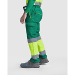 Lange Arbeits-Multitaschenhose mit Sichtbarkeit 235 g/m2 Roly Enix farbe grün fünfte Gebrauchsansicht