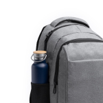 Business Rucksack aus recyceltem Polyester mit Trolleyband für Laptop farbe grau erste Detailansicht