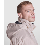 Wasserabweisende Parka aus Polyester 400 g/m2 Roly Direct America farbe sandbraun vierte Gebrauchsansicht