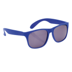 Sonnenbrille in matten Farben mit schwarzen, transparenten Gläsern