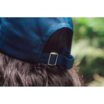 6-Panel-Sportcap aus RPET mit Schnallenverschluss farbe marineblau Lifestyle-Bild 3