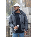 6-Panel-Cap aus recycelter Baumwolle mit AWARE™-Tracer, 280 g/m2 Lifestyle-Bild 3