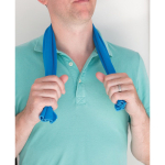 Mikrofaserhandtuch mit Sonnenschutz zur Abkühlung farbe blau Lifestyle-Bild