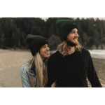 Unisex-Strickmütze mit Patch, versch. Farben farbe dunkelgrün Stimmungsbild 2 zweite Ansicht