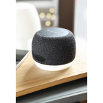 Mini-Lautsprecher aus RPET mit Bambusdetail farbe schwarz Stimmungsbild Hauptansicht