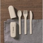 Set mit 3 nachhaltigen Bestecken im Etui farbe beige Stimmungsbild Hauptansicht