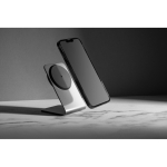 Premium 15W Ladegerät, magnetisch & kabellos aus recyceltem Aluminium farbe grau Lifestyle-Bild 2