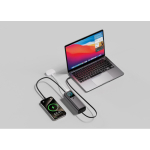 Externer 20.000 mAh Akku aus Aluminium mit Mehrfachladung & HQ-Display farbe grau Lifestyle-Bild