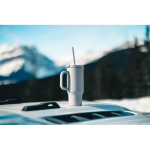 Thermobecher aus recyceltem Edelstahl mit Trinkhalm und Henkel 480 ml farbe grau Lifestyle-Bild