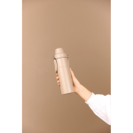 Thermoflasche aus recyceltem Stahl mit Henkel und Doppelöffnung 600 ml farbe elfenbeinfarben Lifestyle-Bild