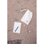 Yacht-Würfelspiel aus Kiefernholz mit Block, Kugelschreiber und Beutel farbe braun Lifestyle-Bild