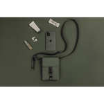 Umhängetasche urban aus recyceltem Material mit leichtem Design farbe grün Lifestyle-Bild 2