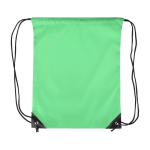 Turnbeutel aus Polyester mit schwarzen Ecken und Kordeln farbe hellgrün erste Ansicht