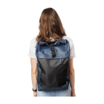 Wasserabweisender Laptop-Rolltop-Rucksack für Geräte bis 15”” farbe blau zweite Ansicht