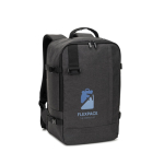 Rucksack aus recyceltem Polyester mit Airline-Maßen 14” farbe dunkelgrau Ansicht mit Logo 1