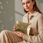 Kompakte Kulturtasche aus PU mit goldenem Finish, Reißverschluss farbe gold vierte Ansicht