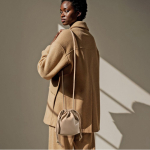 Kulturtasche aus PU mit Kordelzug, auch tragbar als Tasche farbe camel sechste Ansicht