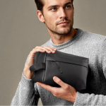 Kulturtasche aus Kunstleder mit seitlichem Griff, 500 g/m² farbe schwarz sechste Ansicht