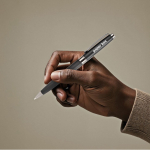 Metallkugelschreiber mit elegantem Etui aus Kunstleder, blaue Tinte farbe schwarz Detailbild 4