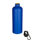 Matte recycelte Edelstahlflasche mit Karabiner 750 ml farbe köngisblau zweite Ansicht